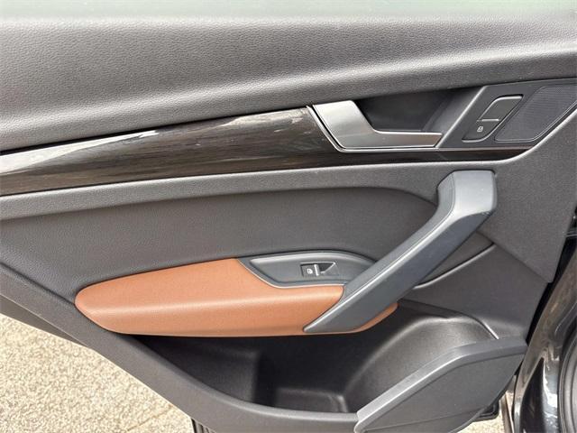 used 2020 Audi Q5 car, priced at $21,980