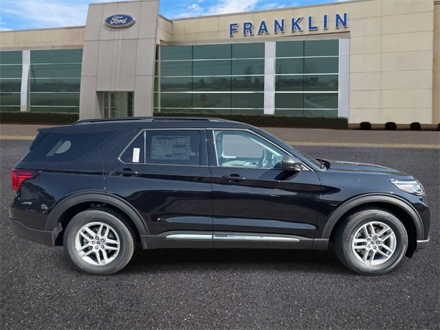 new 2025 Ford Explorer car, priced at $40,217