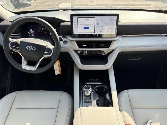 new 2025 Ford Explorer car, priced at $40,217