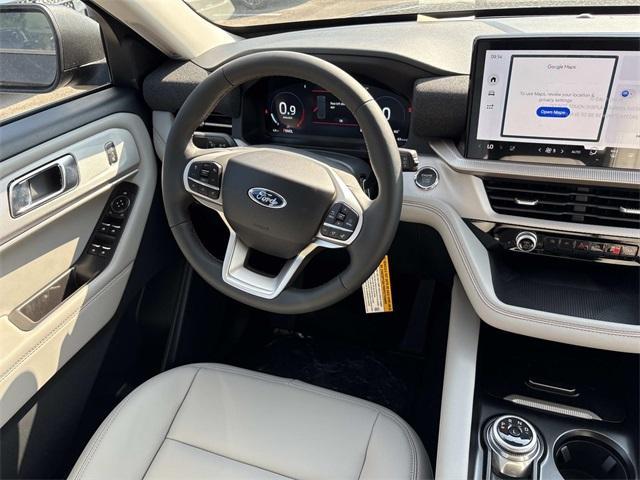 new 2025 Ford Explorer car, priced at $40,217