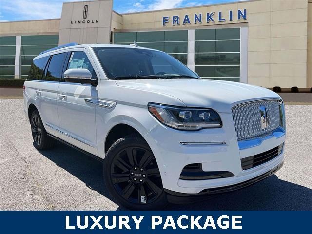 new 2024 Lincoln Navigator car, priced at $100,542