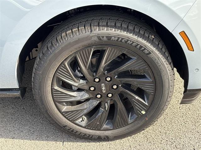 new 2025 Lincoln Navigator L car, priced at $109,430