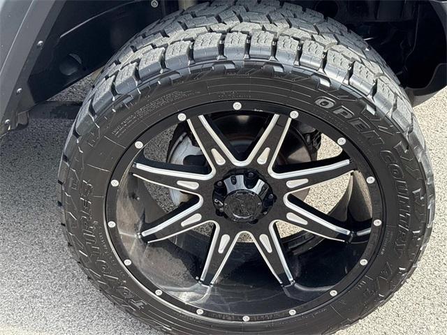 used 2019 Jeep Wrangler Unlimited car, priced at $24,052