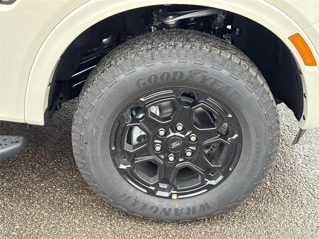 new 2025 Ford Ranger car, priced at $47,327