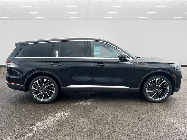 new 2025 Lincoln Aviator car, priced at $75,227