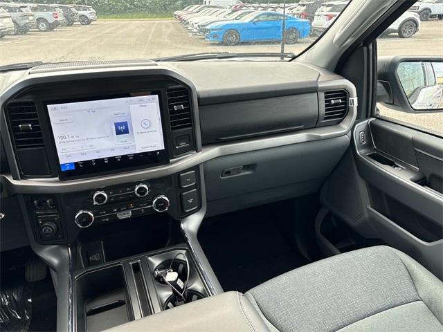 new 2025 Ford F-150 car, priced at $51,071