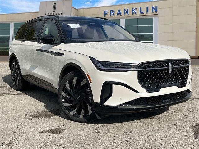 new 2025 Lincoln Nautilus car, priced at $67,355