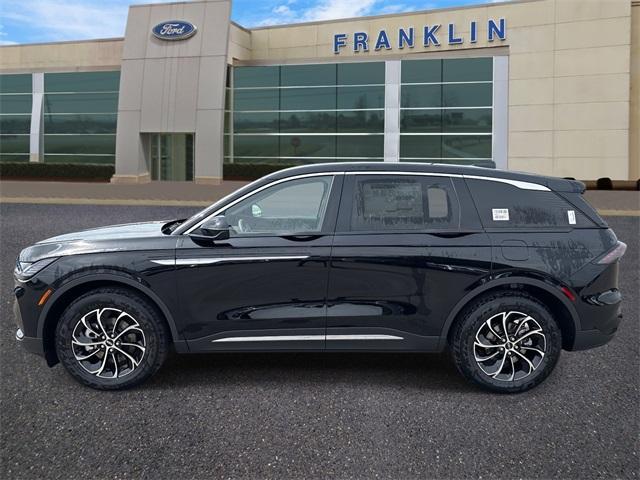 new 2025 Lincoln Nautilus car, priced at $52,360
