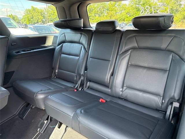 new 2025 Lincoln Navigator car, priced at $106,440