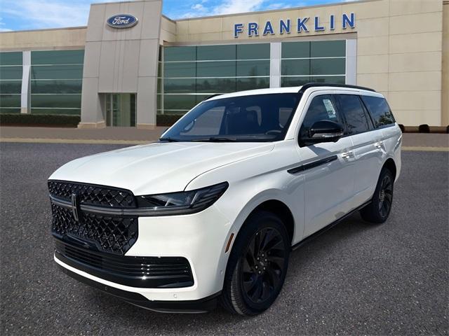 new 2025 Lincoln Navigator car, priced at $106,440