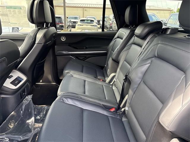 new 2025 Lincoln Navigator L car, priced at $108,730