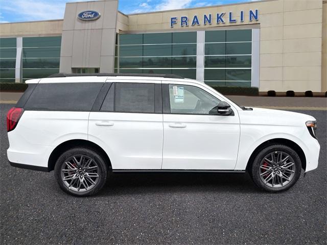 new 2025 Ford Expedition car, priced at $85,230
