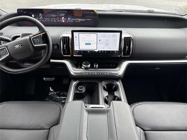 new 2025 Ford Expedition car, priced at $85,230
