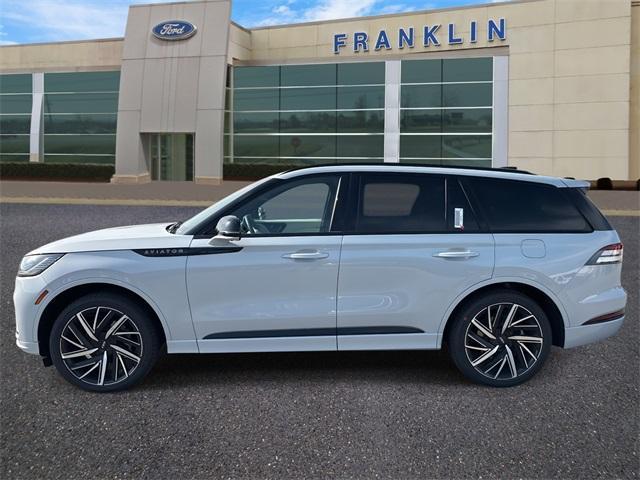 new 2025 Lincoln Aviator car, priced at $87,123