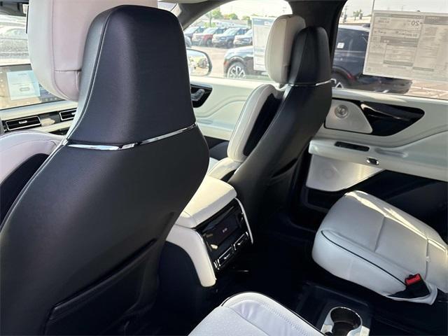 new 2025 Lincoln Aviator car, priced at $87,123