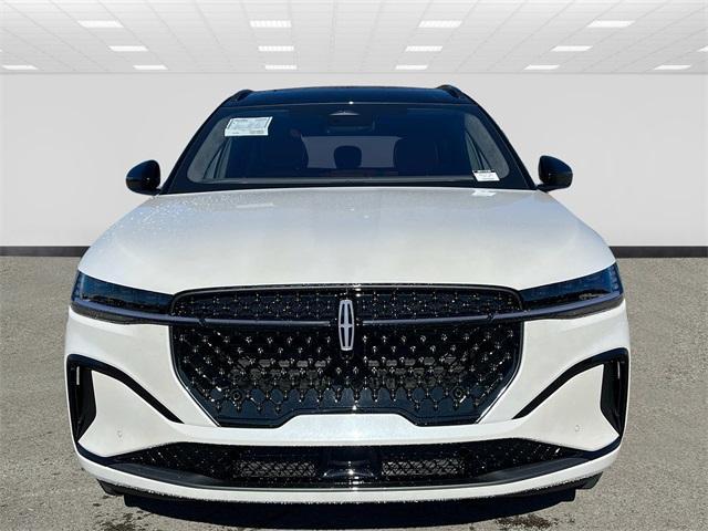 new 2025 Lincoln Nautilus car, priced at $76,299