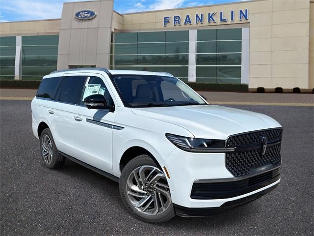 new 2025 Lincoln Navigator car, priced at $104,340