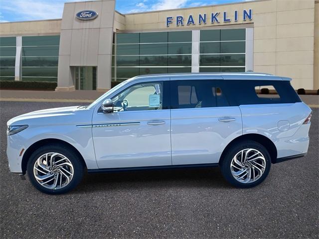 new 2025 Lincoln Navigator car, priced at $104,340