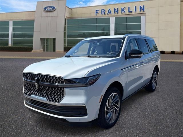 new 2025 Lincoln Navigator car, priced at $104,340