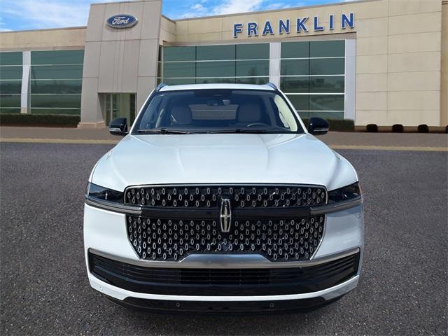 new 2025 Lincoln Navigator car, priced at $104,340