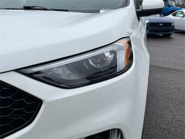 used 2022 Ford Edge car, priced at $26,815