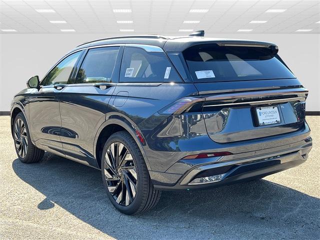 new 2024 Lincoln Nautilus car, priced at $75,067