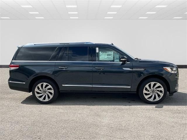 new 2024 Lincoln Navigator L car, priced at $104,411