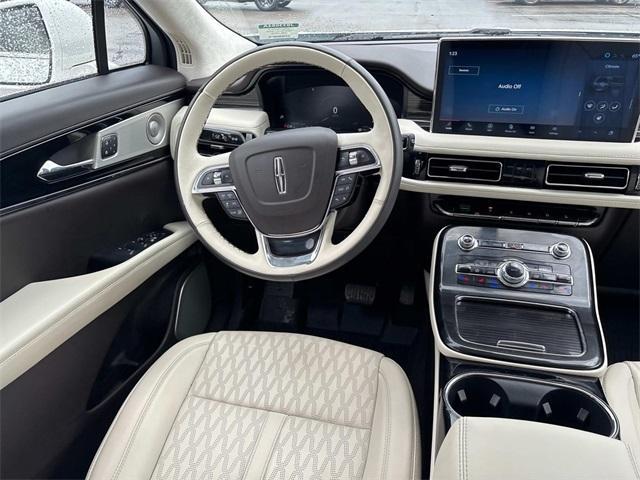 used 2022 Lincoln Nautilus car, priced at $46,658