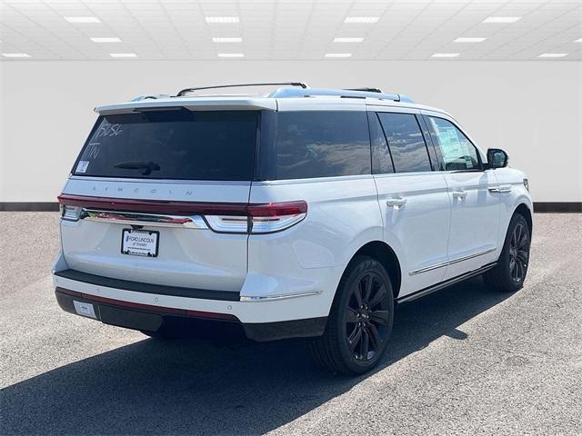 new 2024 Lincoln Navigator car, priced at $100,481