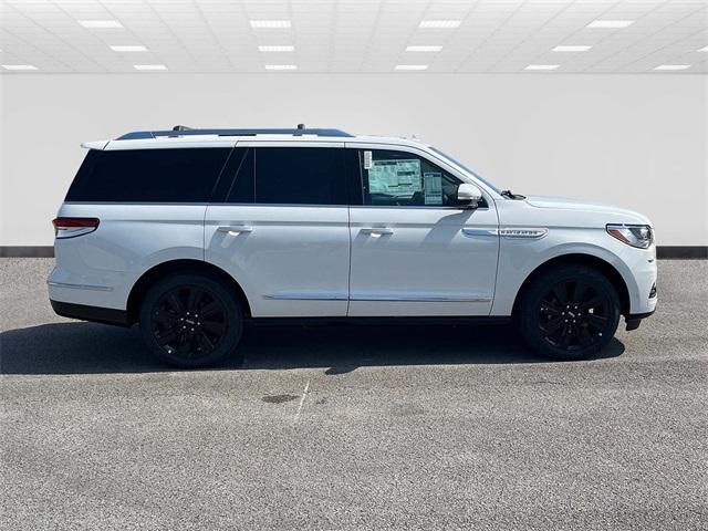 new 2024 Lincoln Navigator car, priced at $100,481