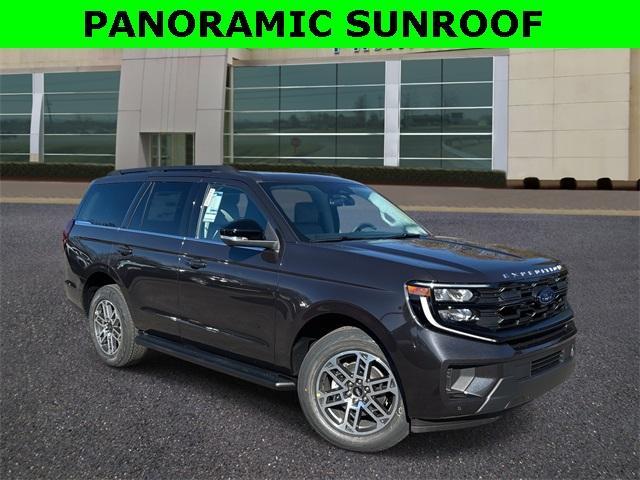 new 2025 Ford Expedition car, priced at $73,835