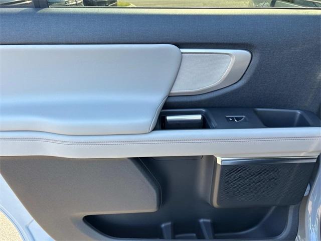 new 2025 Ford Expedition Max car, priced at $75,785