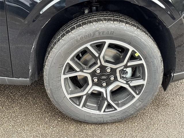 new 2025 Ford Maverick car, priced at $39,542