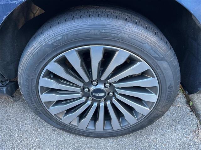 used 2019 Lincoln Navigator car, priced at $45,830