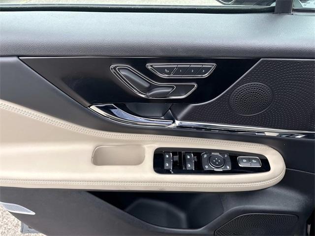 new 2025 Lincoln Corsair car, priced at $56,142
