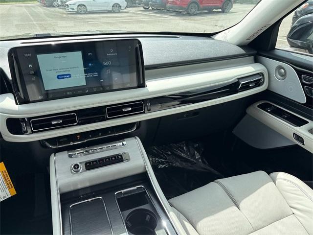 new 2025 Lincoln Aviator car, priced at $76,048