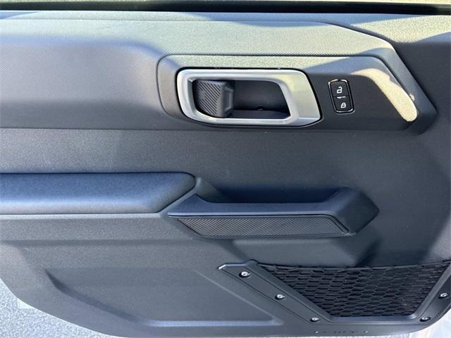 new 2025 Ford Bronco car, priced at $42,575