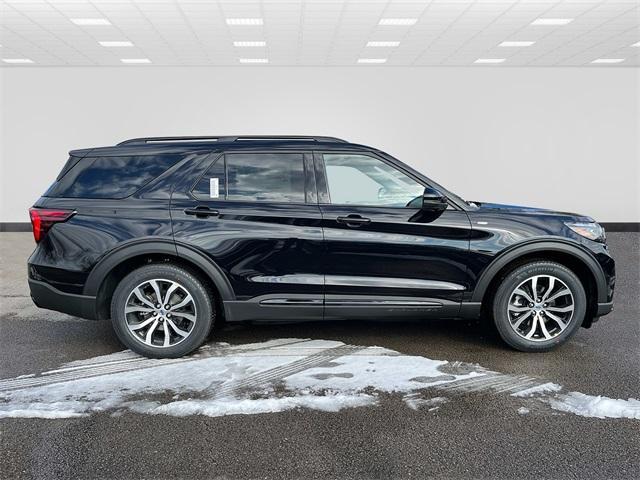 new 2025 Ford Explorer car, priced at $45,123