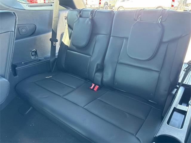 new 2025 Ford Explorer car, priced at $56,304