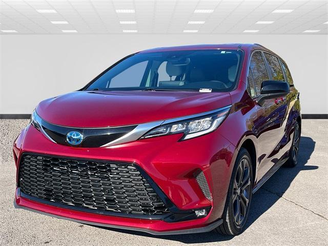 used 2022 Toyota Sienna car, priced at $49,895