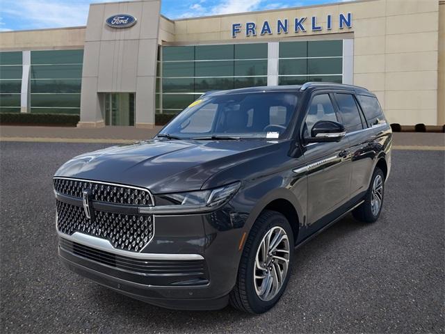 new 2025 Lincoln Navigator car, priced at $104,200