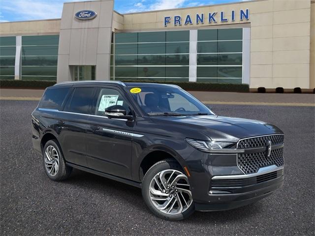 new 2025 Lincoln Navigator car, priced at $104,200