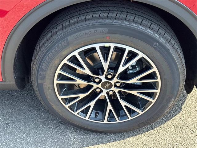 new 2025 Ford Escape car, priced at $30,780