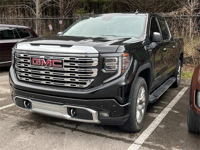 used 2022 GMC Sierra 1500 car, priced at $45,204