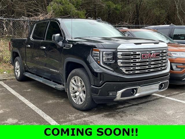 used 2022 GMC Sierra 1500 car, priced at $45,204