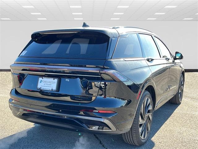 new 2025 Lincoln Nautilus car, priced at $66,463