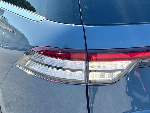 new 2025 Lincoln Aviator car, priced at $65,002