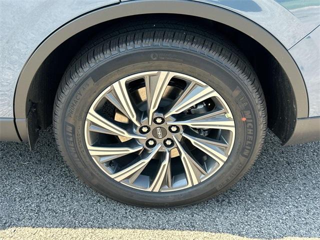 new 2025 Lincoln Aviator car, priced at $65,002