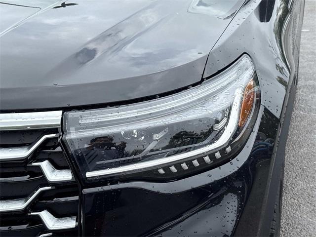 new 2025 Ford Explorer car, priced at $57,526