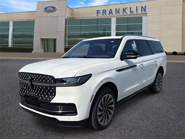 new 2025 Lincoln Navigator L car, priced at $123,130